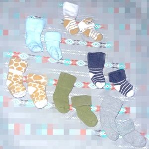 Preemie/Newborn solid and animal print socks